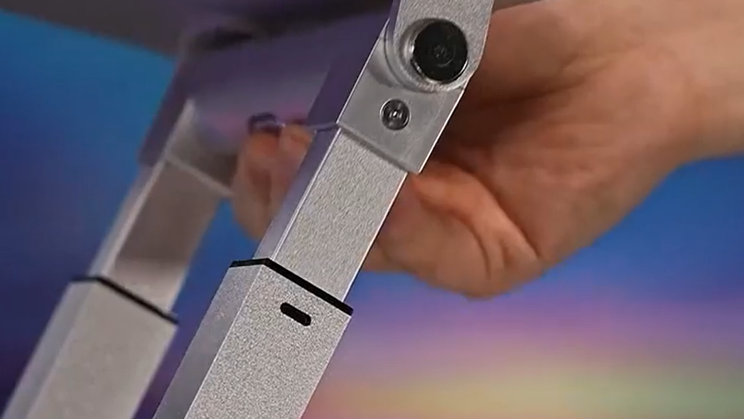 Adjusting a Laptop Stand